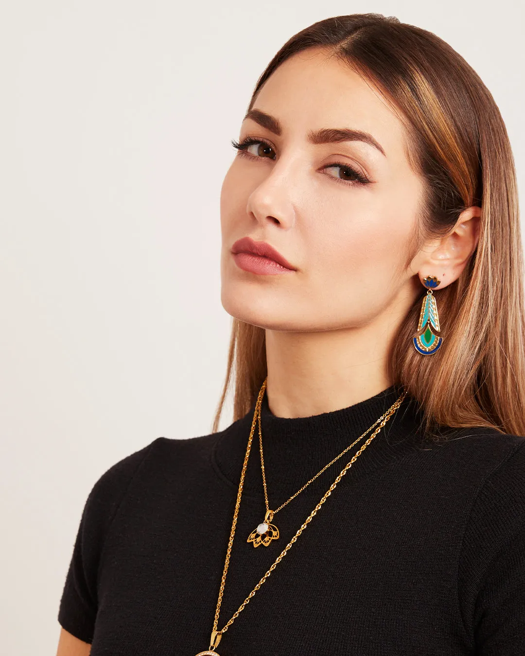 August Feather Fan Birthstone Necklace Set