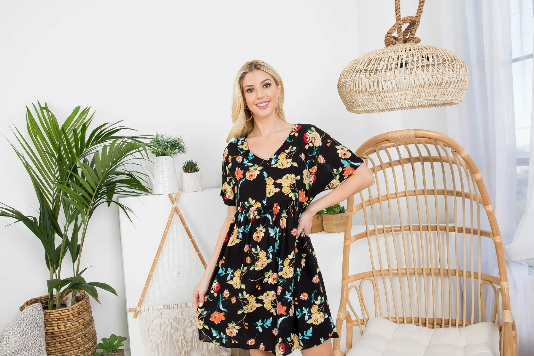 BLACK FLORAL PRINT RAFFLES TENT DRESS