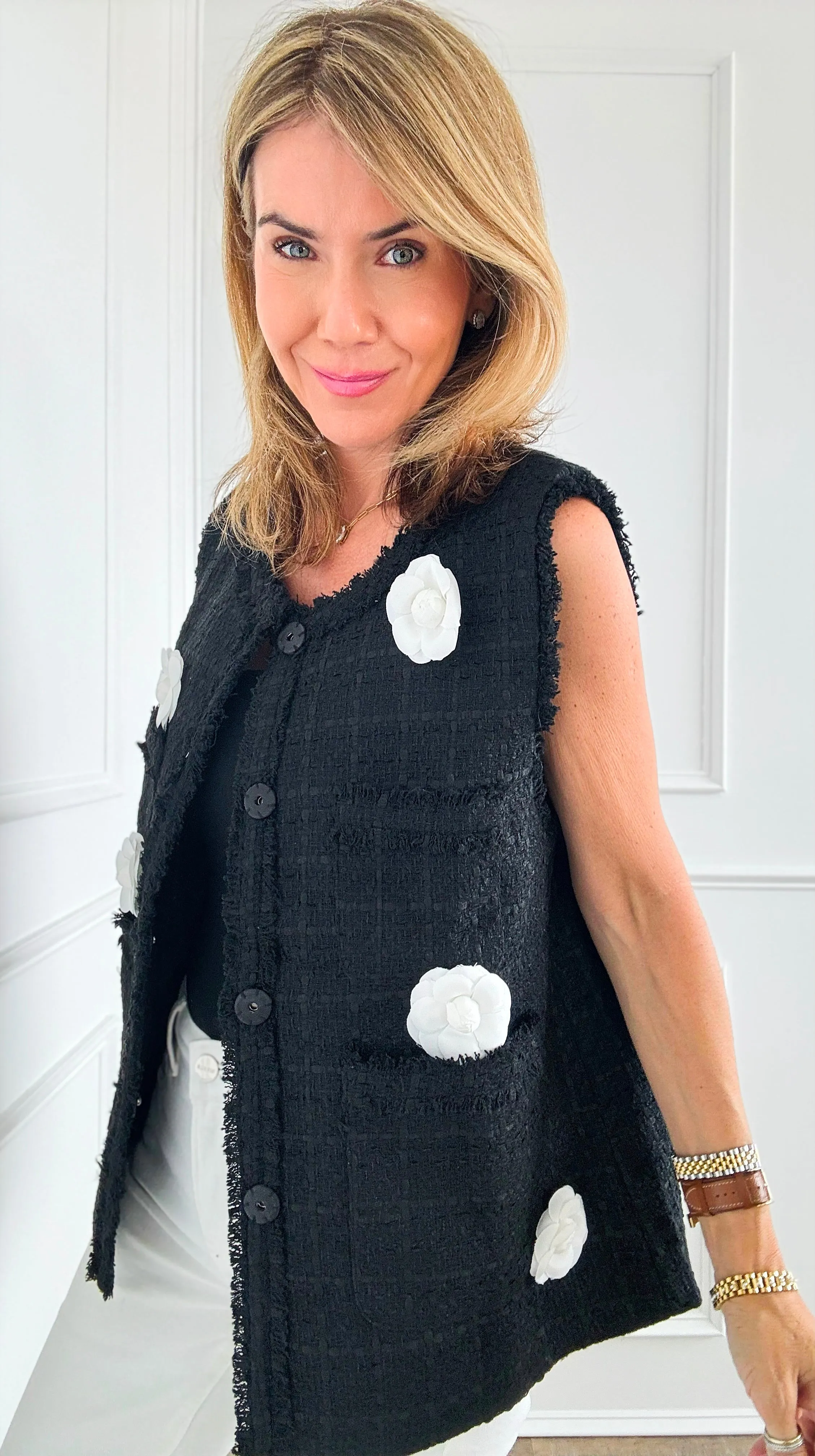 Camellia Detailed Tweed Vest- Black
