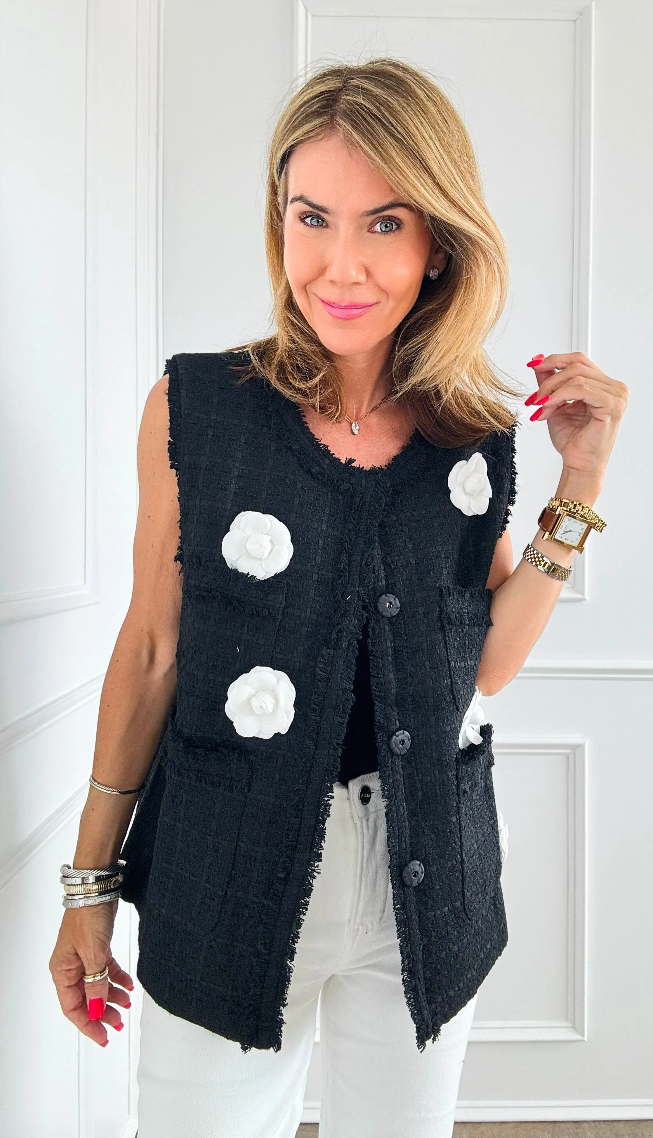 Camellia Detailed Tweed Vest- Black