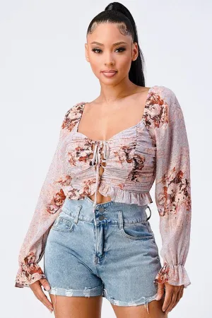CHIC FLORAL SWEETHEART SMOCKED BACK CROPPED TOP