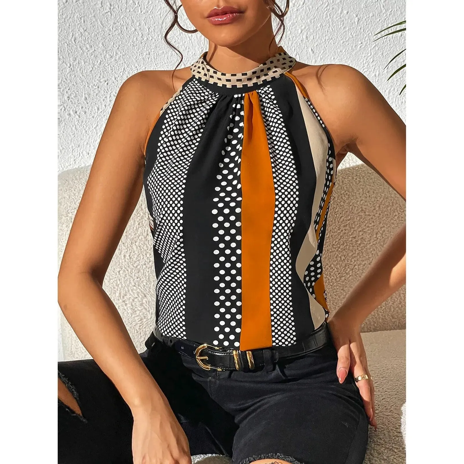 Chlo - Trendy Chic