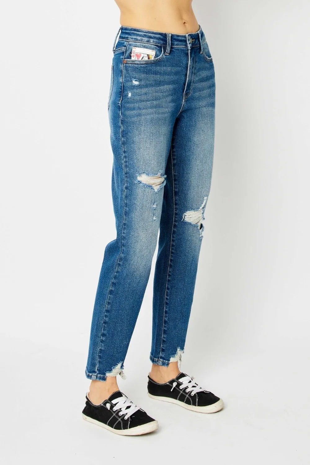 Judy Blue Full Size Distressed Queen of Hearts Boyfriend Fit Jeans